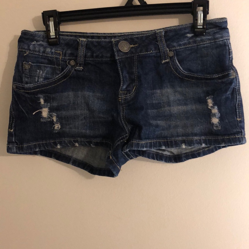 Zanadi Distressed Shorts